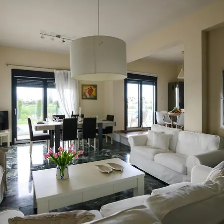 Smaris Collection Luxury Villas. 